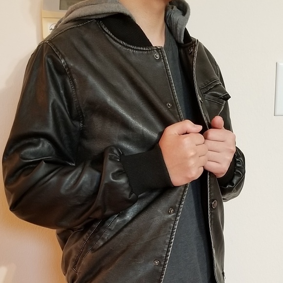 "Distressed" Black Faux Leather Jacket - Picture 6 of 7